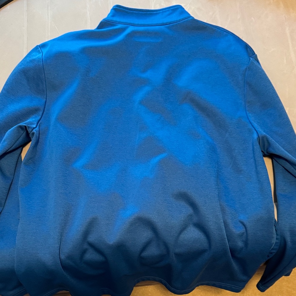 Callaway Vibrant Blue Golf Pullover - Picture 2 of 4